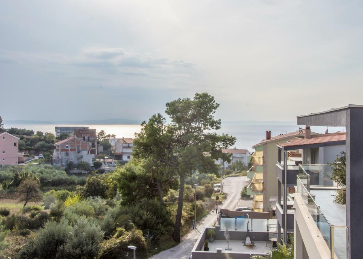 Relax Inn Podstrana Exterior photo